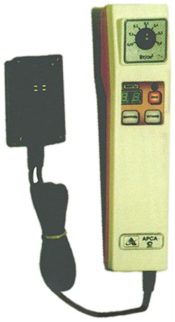 Портативный аппарат для фонофореза и ультразвуковой терапии УЗТ 1.01Ф АРСА